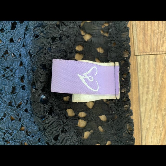 Windsor Black Eyelet Blouse Whimsygoth Romantic Ruffle Sleeve Side Zip Medium - Picture 4 of 8